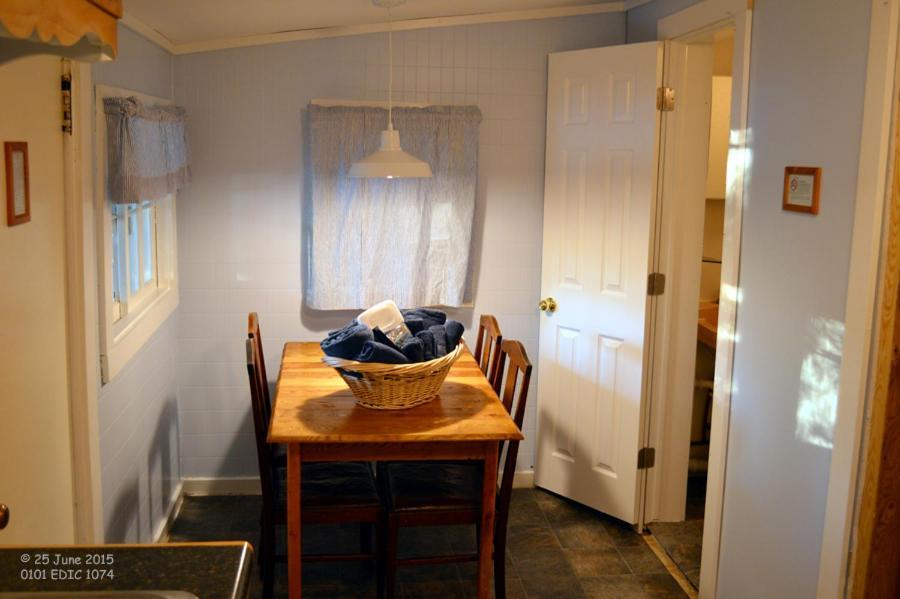 Edgewater Inn & Cottages Eagle River Rum bild