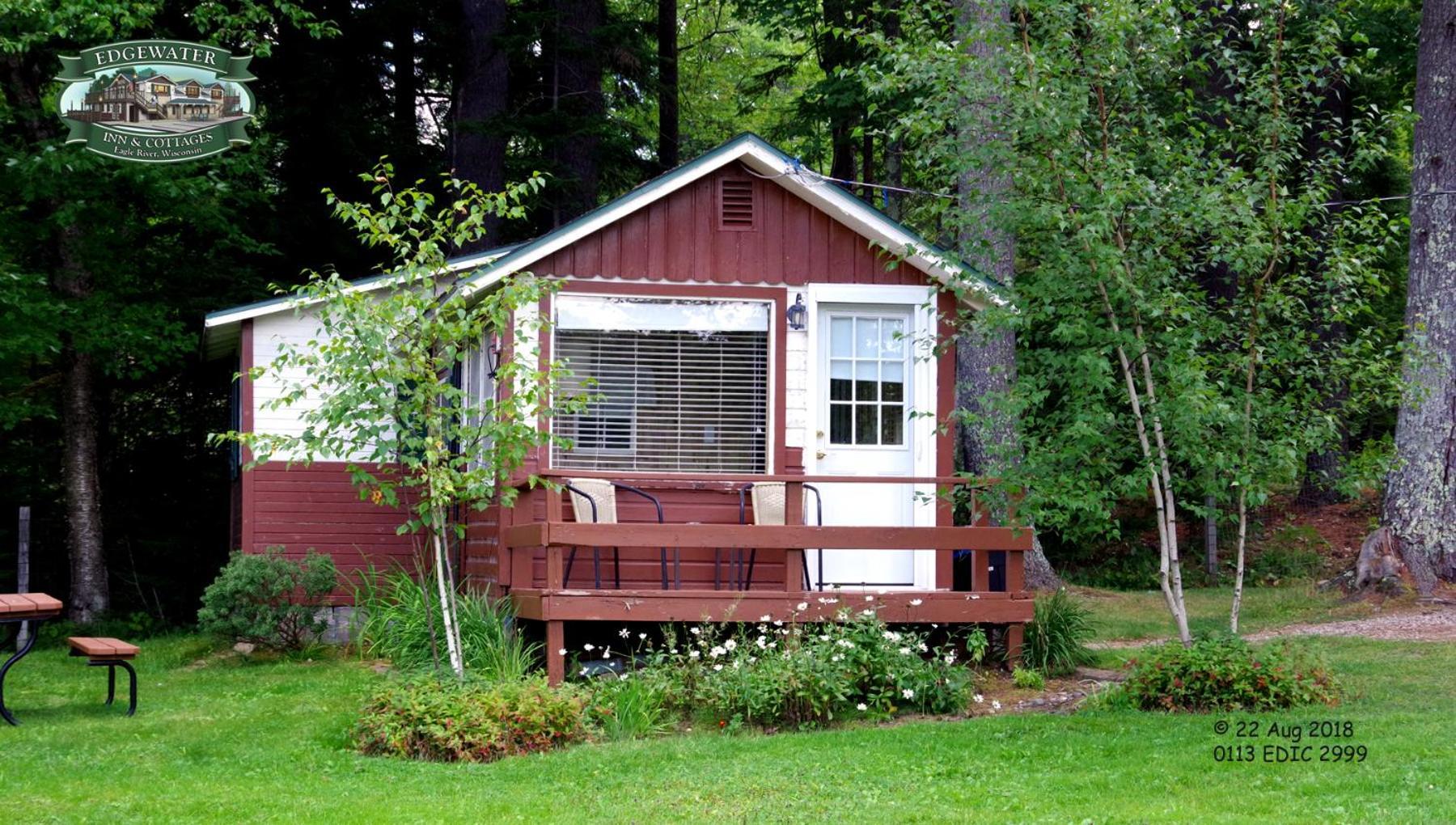 Edgewater Inn & Cottages Eagle River Rum bild